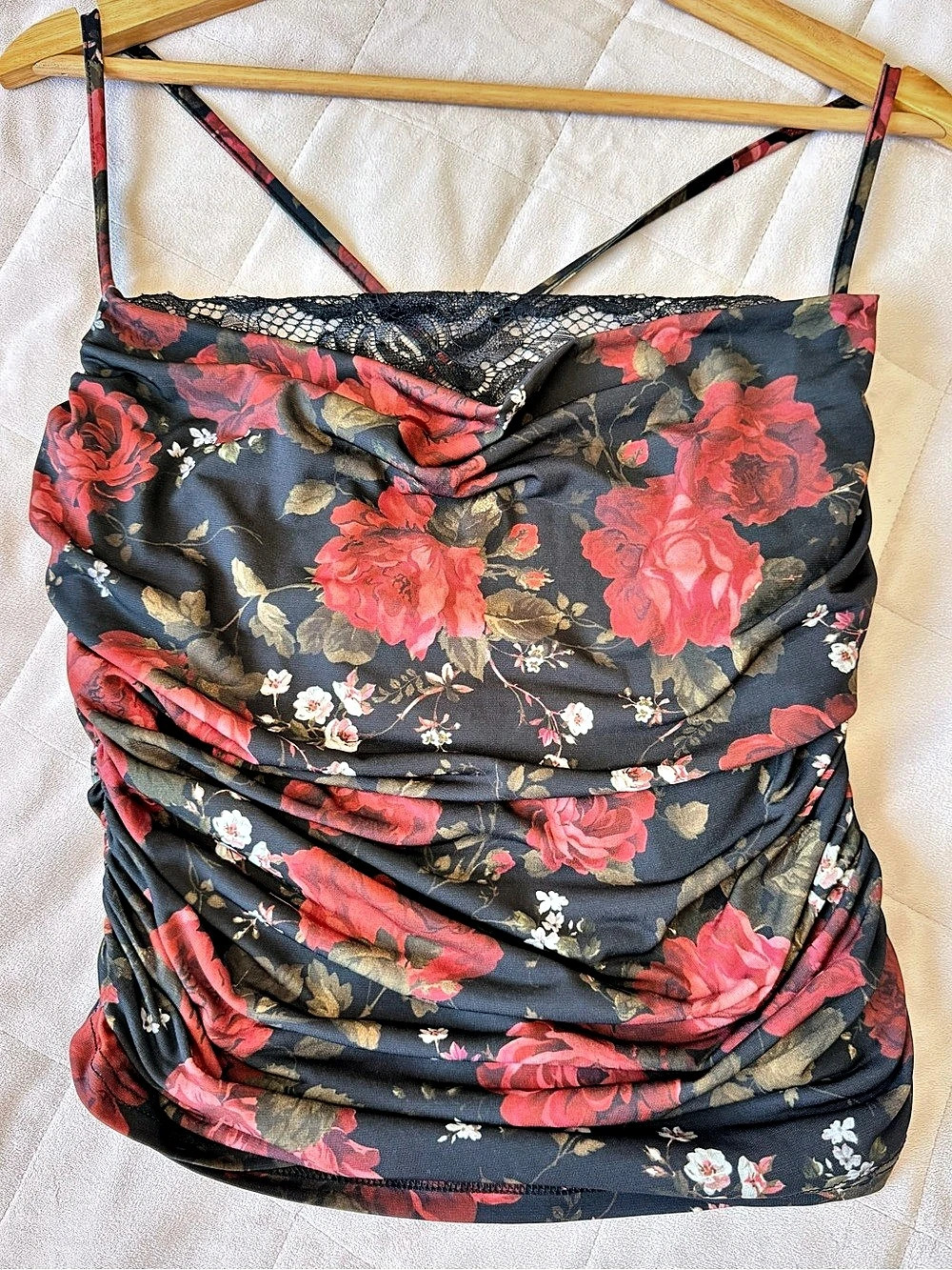 Silence + Noise Rose Print Ruched Cami Top - Size L (Fits S-M)NWOT
